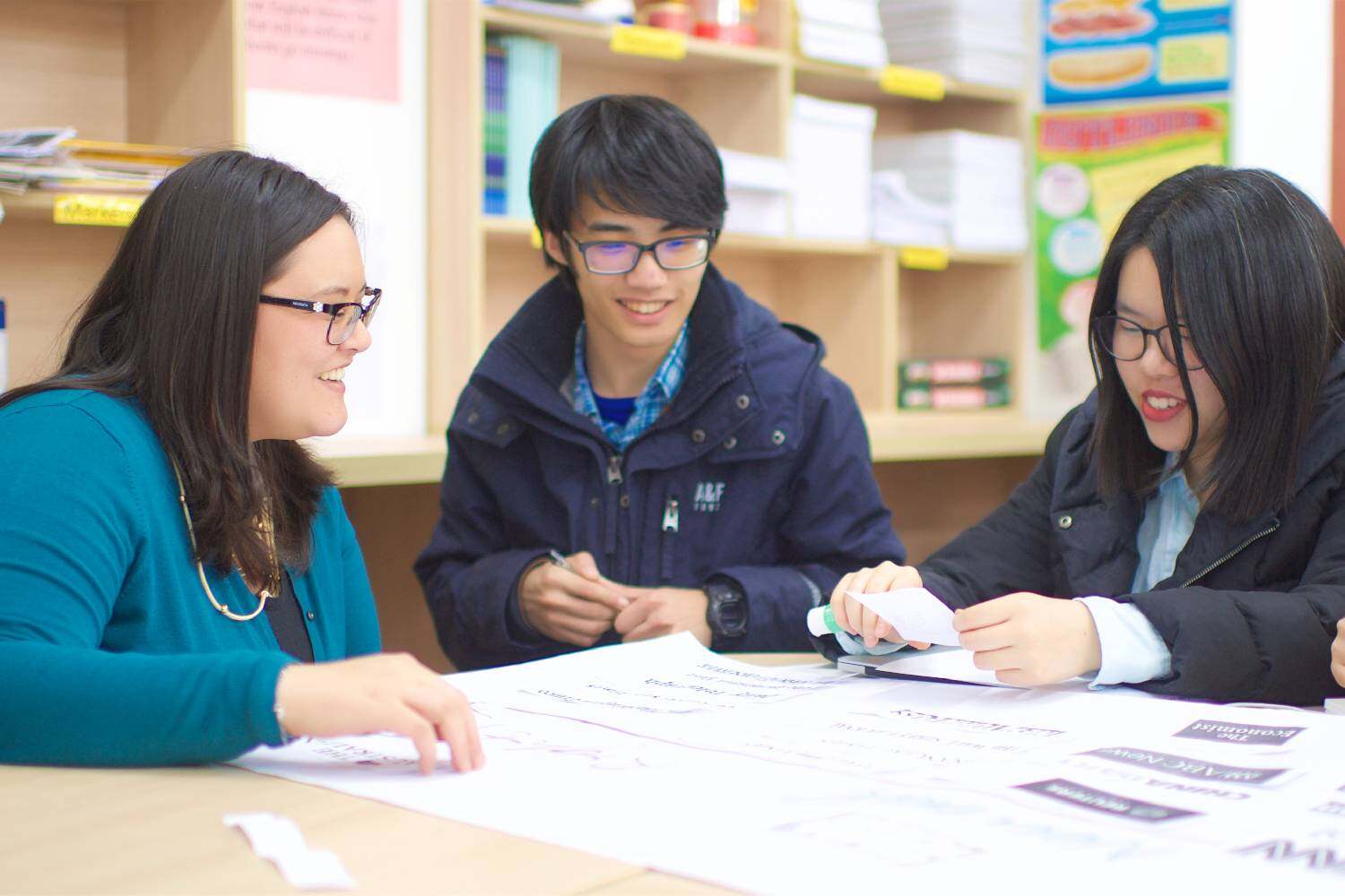 Rosalina teaching students in China